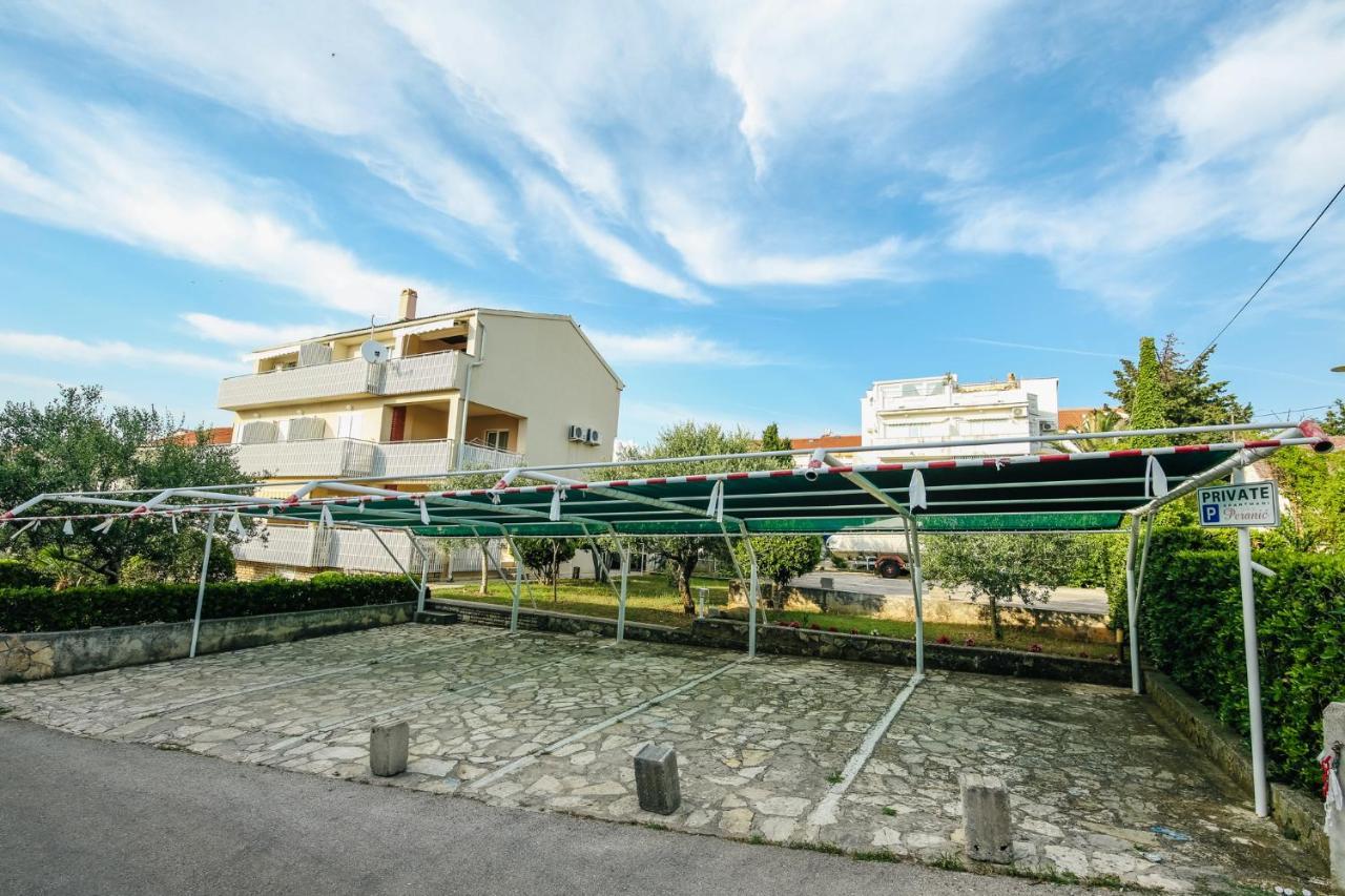 Apartments & Rooms Peranic Novalja Bagian luar foto