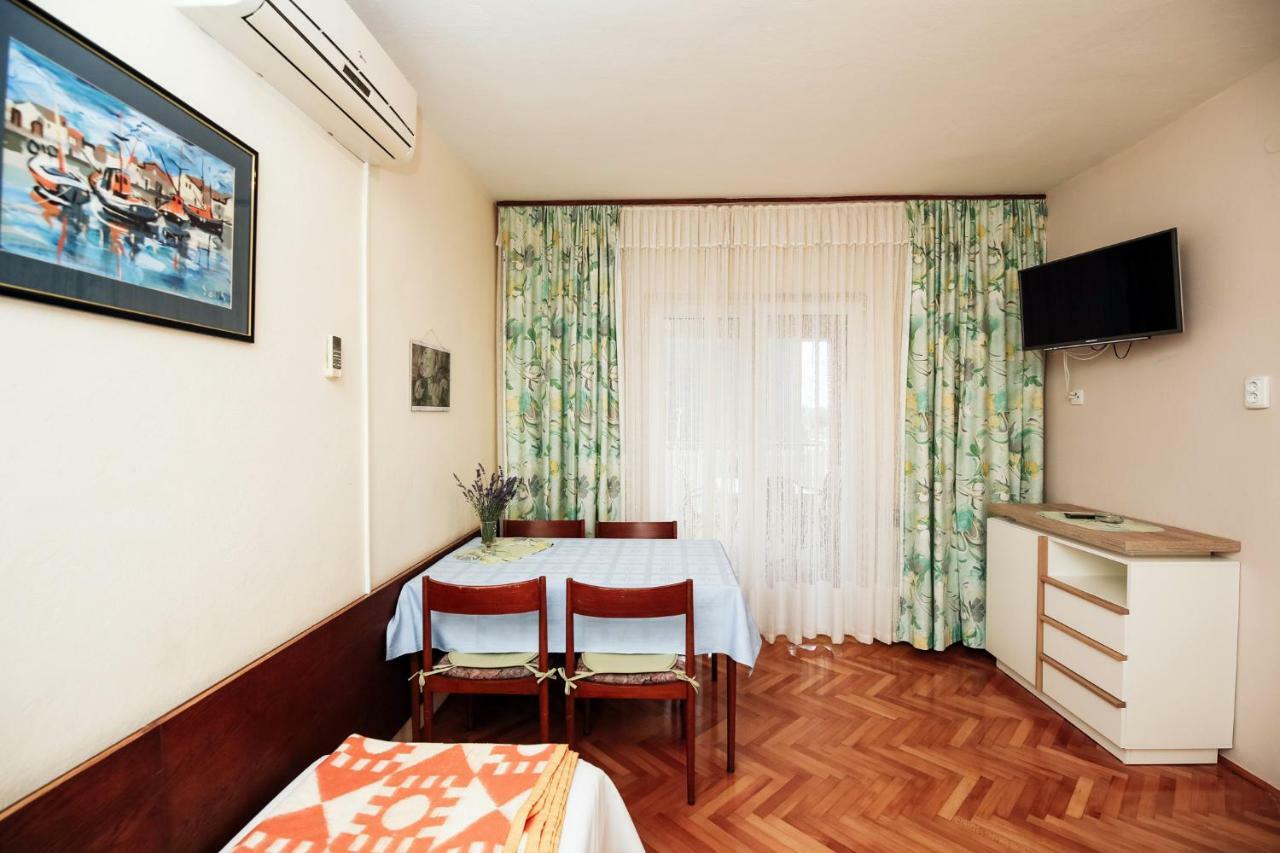 Apartments & Rooms Peranic Novalja Bagian luar foto